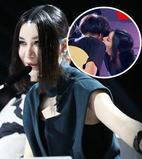 呆萌男获尚雯婕送香吻