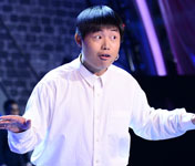 农村小伙模仿古筝受赞扬