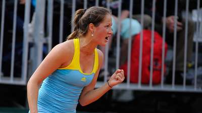 明19:30五星体育频道直播:上海申花VS长春亚