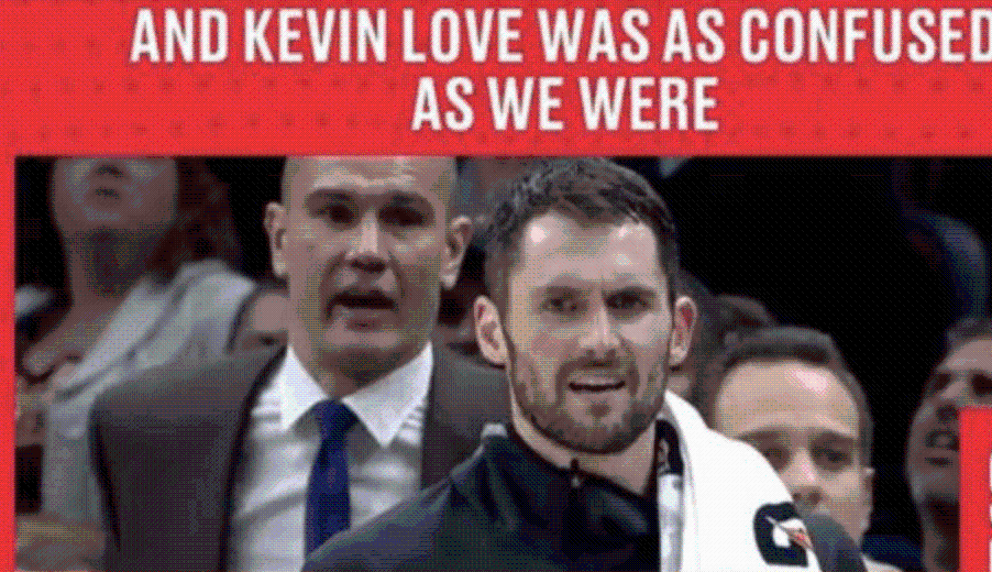 NBA裁判比赛中玩起扣篮, 被隔扣的人叫勒布朗