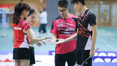 香港羽毛球公开赛半决赛(英文解说)_羽毛球_赛