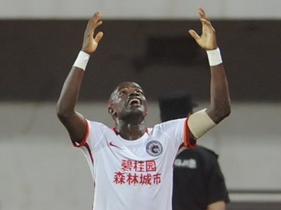 谁敢横刀立马？唯我江湖侠客詹郎姆斯