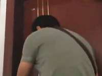 实拍记者暗访遇官员早退