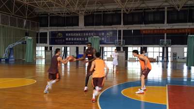 联常规赛MVP!风之子纳什05-06赛季十佳球_百