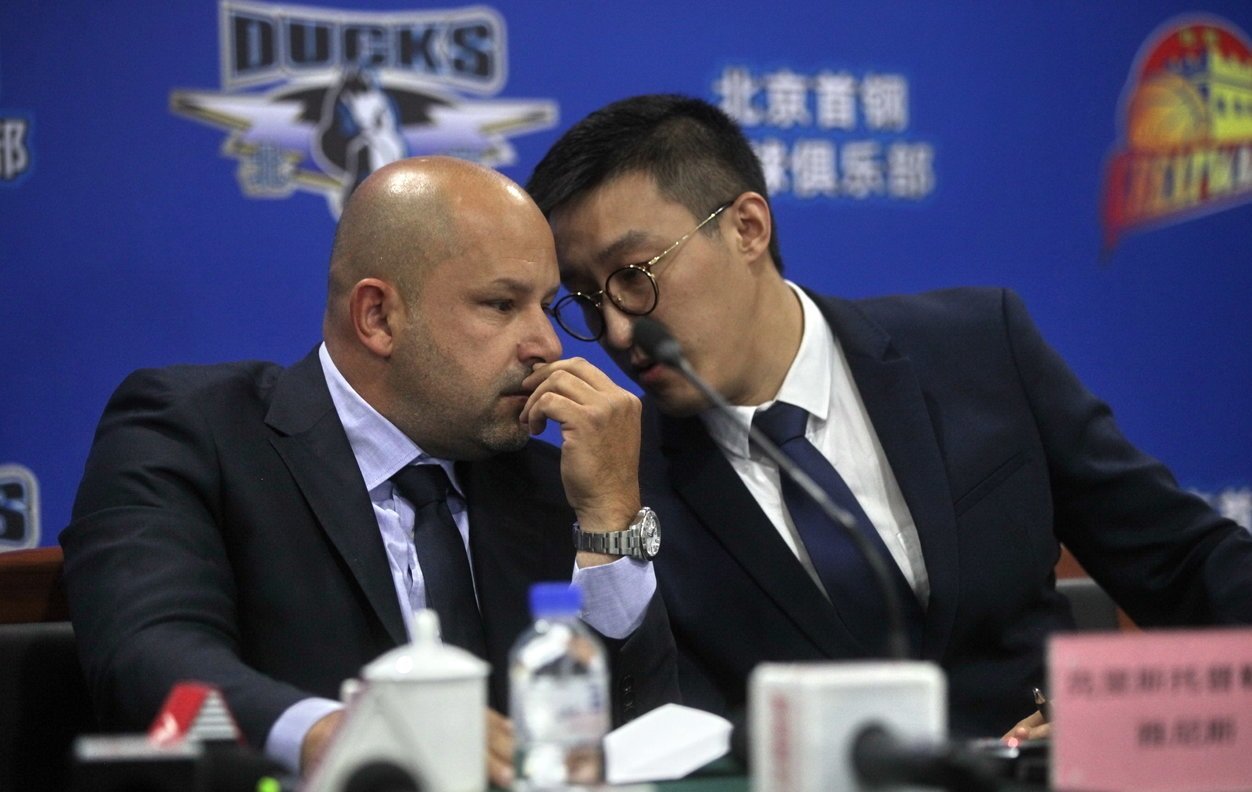 雅尼斯:选外援人品放首位 秦晓雯是幕后英雄