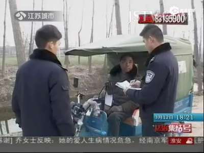 [视频]丧事现场90后上演淫秽表演 不堪入目妇幼围观