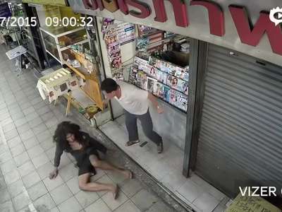 [视频]泰国感人广告：我用眼睛看到的事实