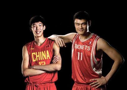 周琦NBA首秀得3分,表现太烂?你知道姚明首秀