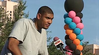 球衣退役倒计时21天!忆97新秀邓肯霸气演讲