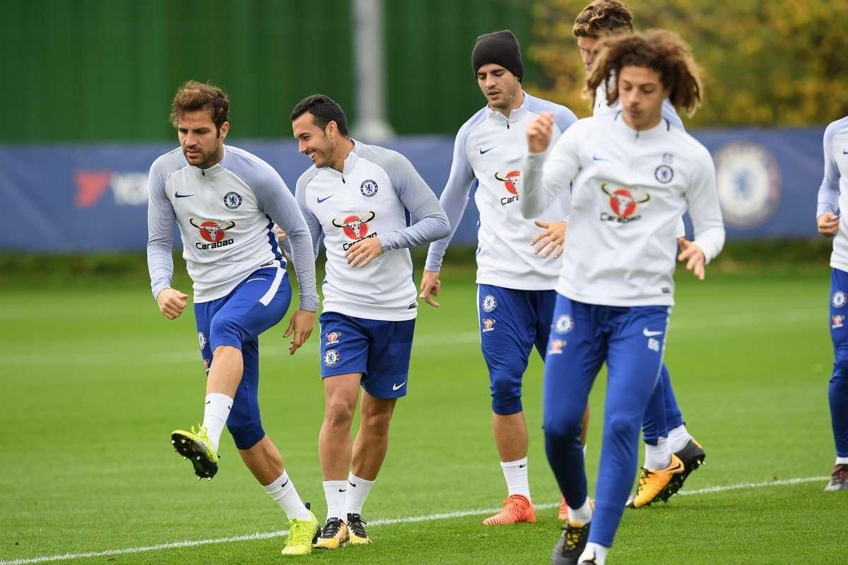 切尔西队报:斯坦福桥看台现霸气标语,阿布大b