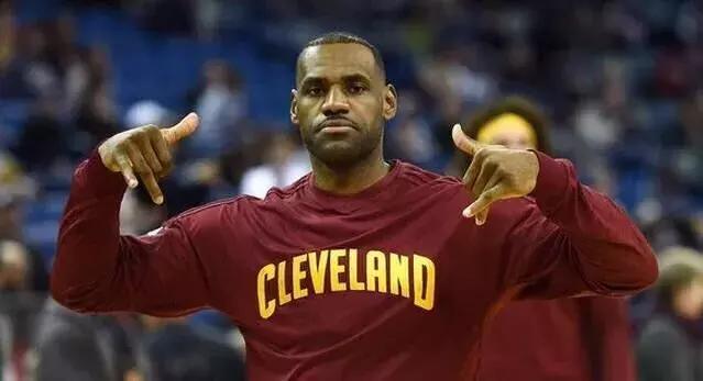 詹姆斯除了篮球以外在美国影响力有多大?你肯