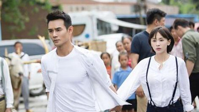 狗粮！凯文夫妇边谈情边探案