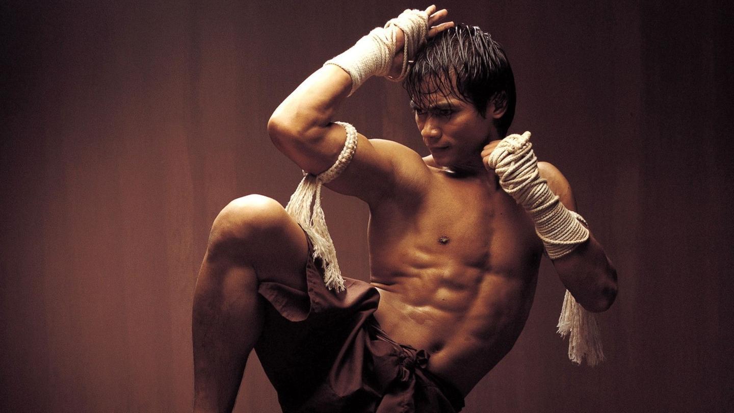 泰拳巨星托尼贾的精彩集锦 招牌动作一记高弹腿飞踢-乐视体育