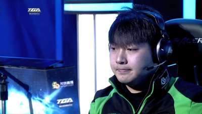 曝U18足球赛群殴事件 一场斗殴60多人上场-乐