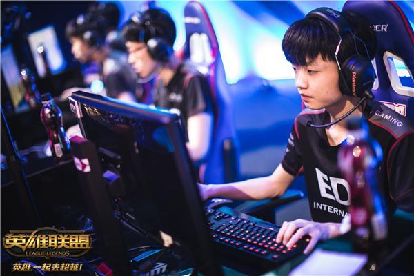 LOL比iBoy强的还有21个?EDG战队底蕴堪称L