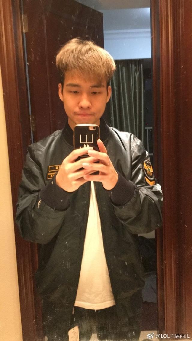 WE疑似招入新人打野,被称为国服第一酒桶,W