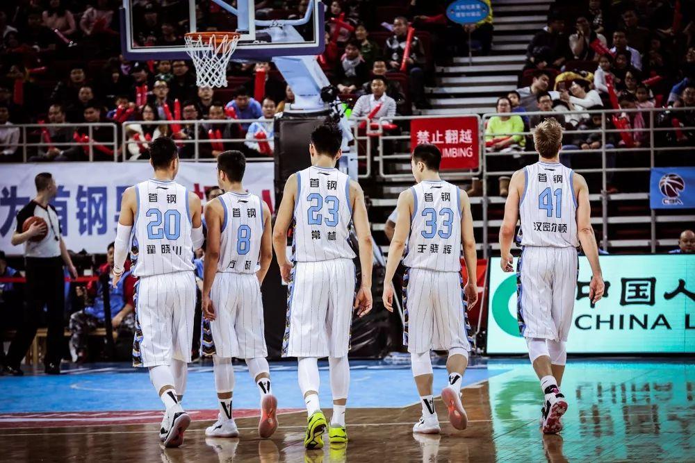 北京首钢男篮全队战斗到最后 主场2分惜败江苏