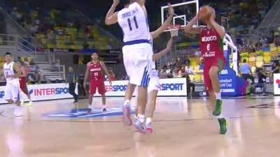 世界杯开赛最远进球! 半场未过马蒂尼兹扔进超