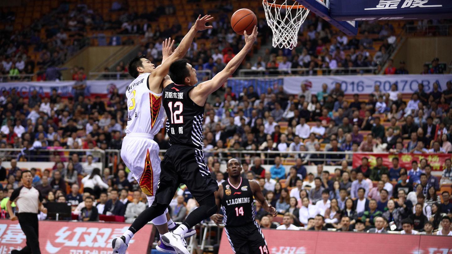 CBA第5轮十佳球 易建联里程碑盖帽+孟铎逆天