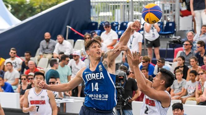 许晋哲谈返台湾执教:在CBA太孤单 想多陪伴孩子