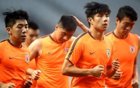 鲁能热身赛3-0人和 蒿俊闵佩莱戴琳多点开花