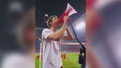 布尔吉失误露空门 胡梅尔斯杜尔姆合力解围-乐