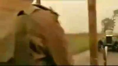二战悬疑奇女子《荣耀三九年》预告片