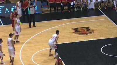 打手+技术犯规!李慕豪造四罚一掷-乐视体育