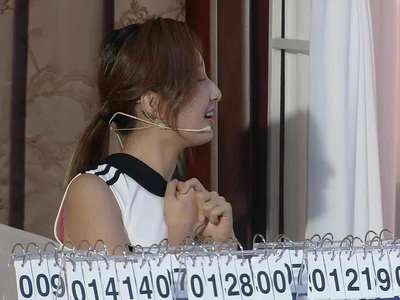 大师兄<em>翻唱</em>《<em>春泥</em>》美女围簇 发音美妙惹缪杰