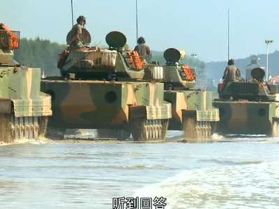 战士就要突击向前