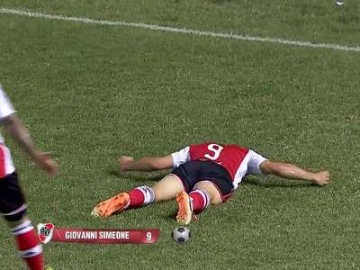 C罗最炫电梯球集锦 帅气诠释大师风范