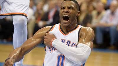 滑翔战斧 风车暴扣!威少街球场霸道表演合集