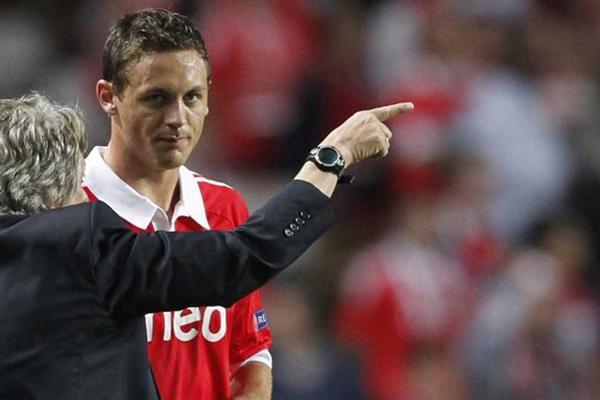 曼联新核梦想当大师,却被逼改造成全能铁腰!马蒂奇:怪我太高咯